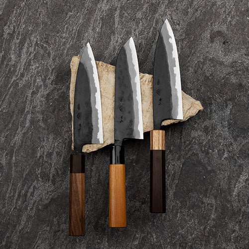 Jak dbać o nóż ze stali węglowej? Kompletny przewodnik dla pasjonatów i profesjonalistów