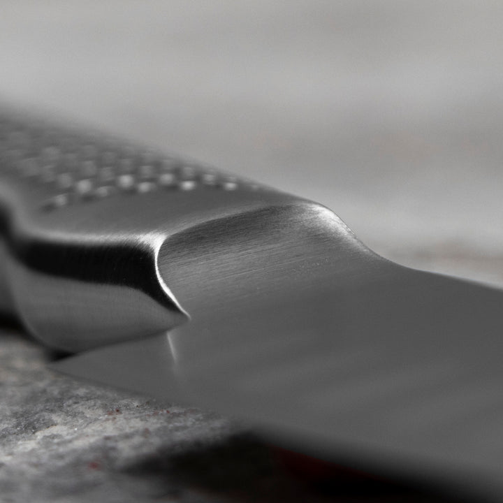 Nóż Mini Santoku 11 cm żłobiony | Global GS-57