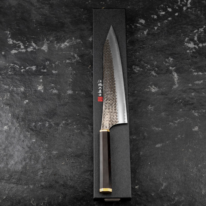 Gyuto 24 cm Yu Kurosaki Kokusen Brass Aogami Super/SS