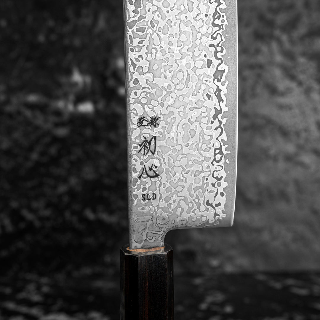 Nakiri 16 cm Hatsukokoro Hikari Kurozame SLD Damascus