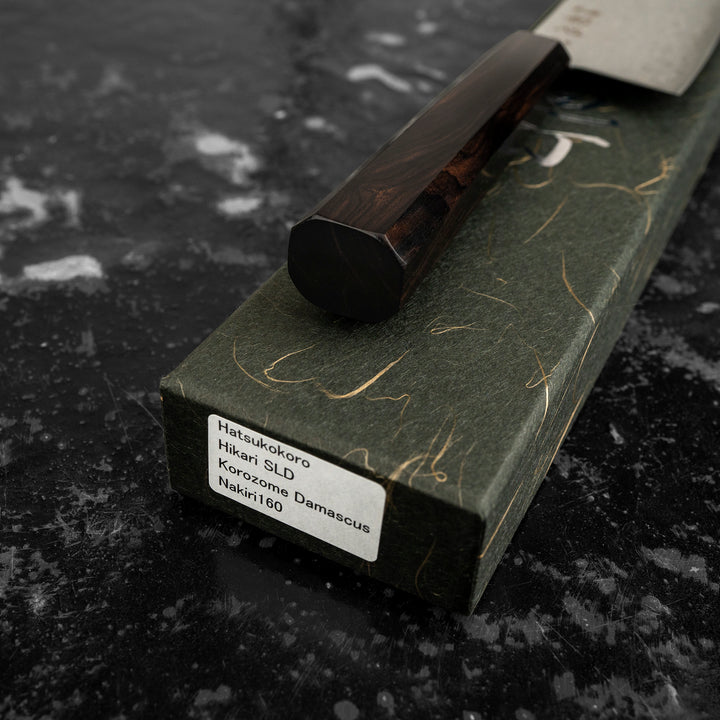 Nakiri 16 cm Hatsukokoro Hikari Kurozame SLD Damascus