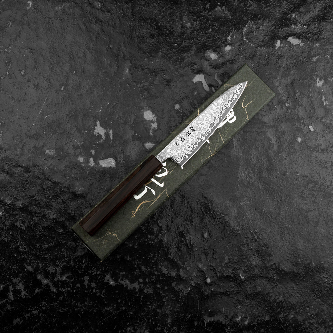 Petty 13 cm Hatsukokoro Hikari Kurozame SLD Damascus