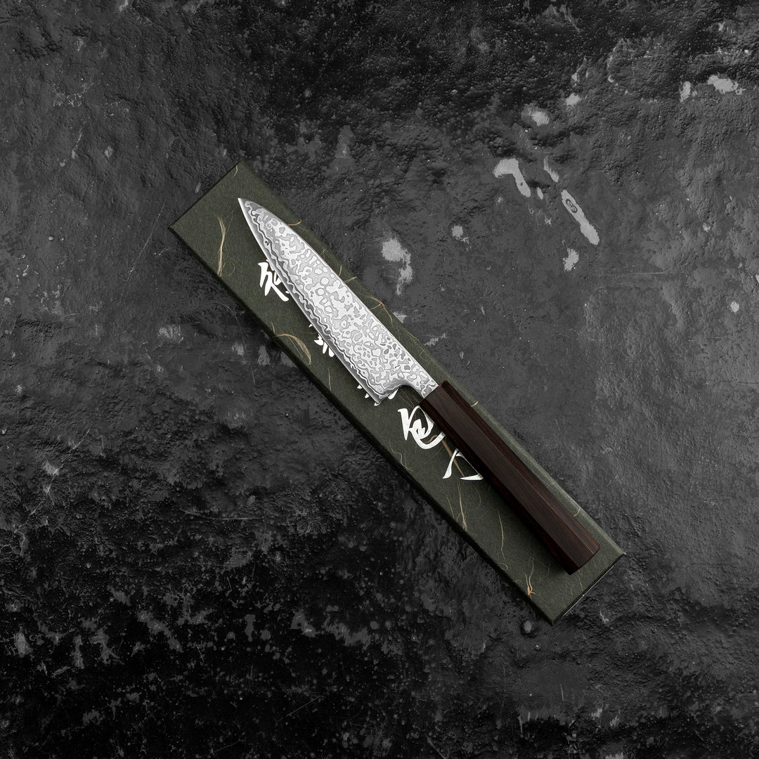 Petty 13 cm Hatsukokoro Hikari Kurozame SLD Damascus